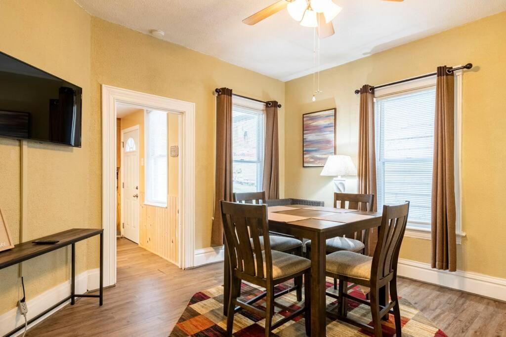 Perfectly Placed Carnegie Extérieur photo
